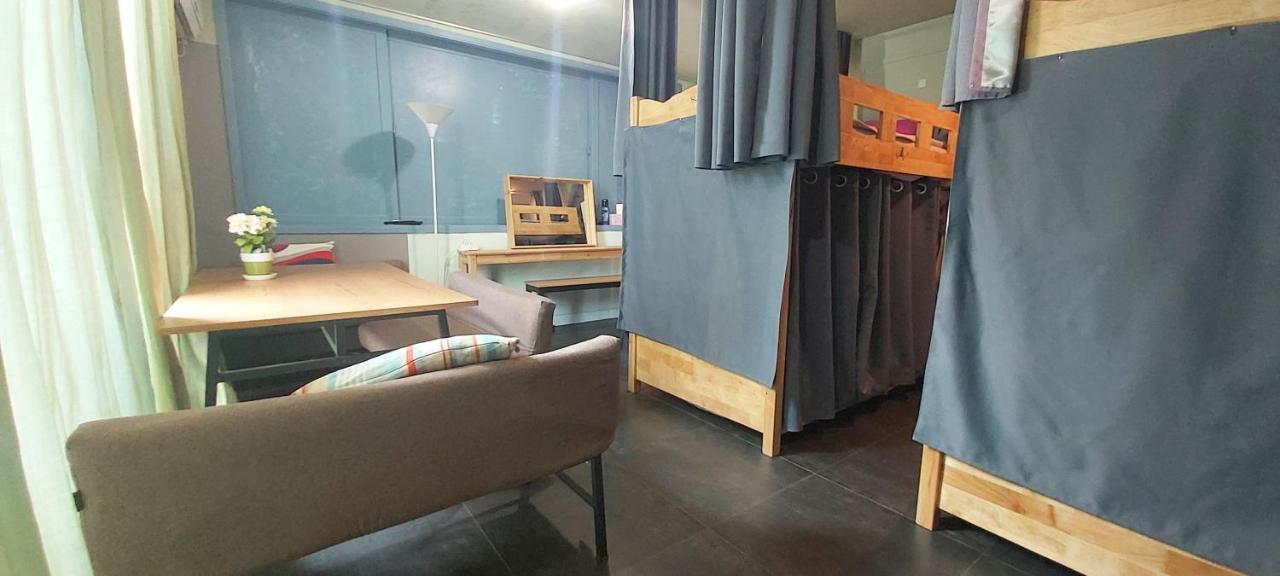 Guest house Buzz 2*